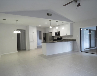 4023 Paddlewheel Drive - Photo Thumbnail 7