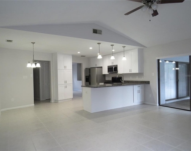 4023 Paddlewheel Drive - Photo Thumbnail 6