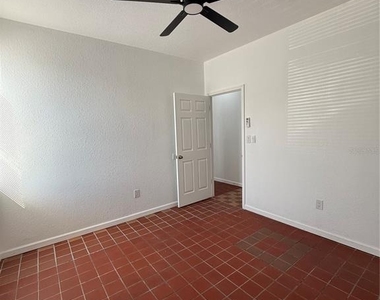 501 Athens Street - Photo Thumbnail 12