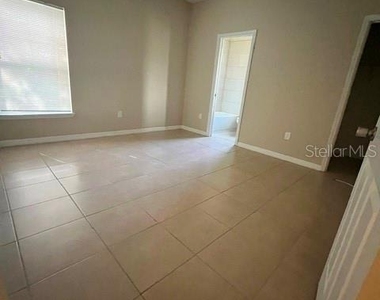 832 Abbeville Court - Photo Thumbnail 4
