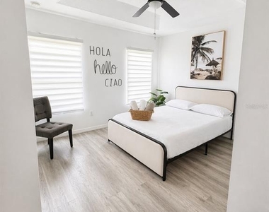 5492 Paradise Cay Circle - Photo Thumbnail 1