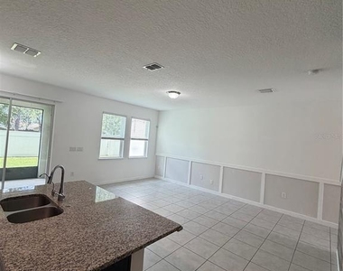 15061 Willow Arbor Circle - Photo Thumbnail 4