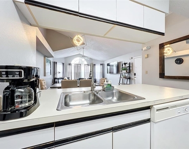 2731 N Poinciana Boulevard - Photo Thumbnail 48