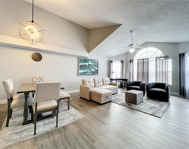 2731 N Poinciana Boulevard - Photo Thumbnail 20