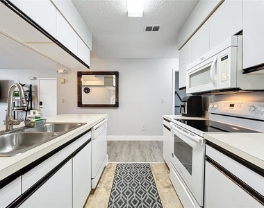 2731 N Poinciana Boulevard - Photo Thumbnail 49