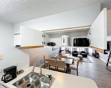 2731 N Poinciana Boulevard - Photo Thumbnail 51