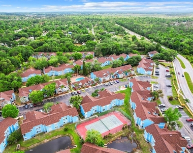 2731 N Poinciana Boulevard - Photo Thumbnail 3