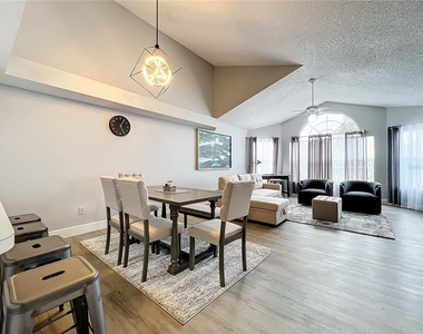 2731 N Poinciana Boulevard - Photo Thumbnail 36