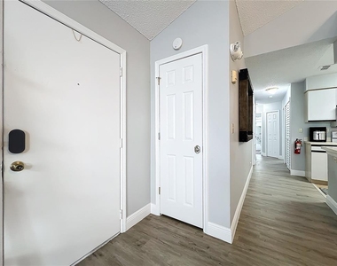 2731 N Poinciana Boulevard - Photo Thumbnail 18