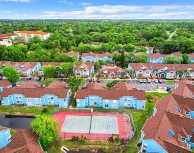 2731 N Poinciana Boulevard - Photo Thumbnail 5