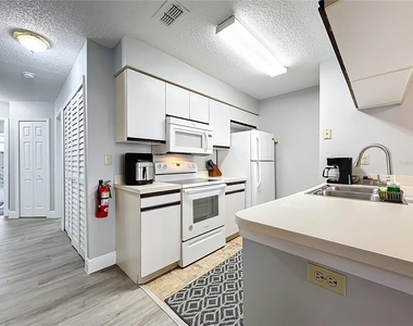 2731 N Poinciana Boulevard - Photo Thumbnail 40