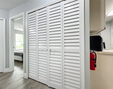 2731 N Poinciana Boulevard - Photo Thumbnail 54