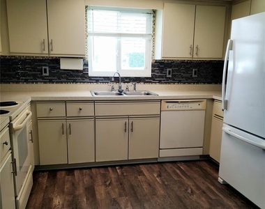 6311 Sw 106th Place - Photo Thumbnail 1