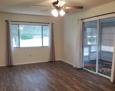 6311 Sw 106th Place - Photo Thumbnail 4