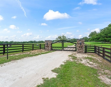 2380 Nw 72nd Court - Photo Thumbnail 51