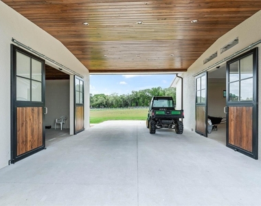 2380 Nw 72nd Court - Photo Thumbnail 36