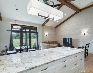 2380 Nw 72nd Court - Photo Thumbnail 18