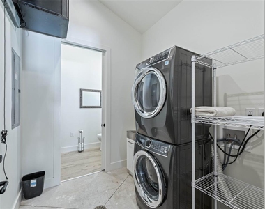2380 Nw 72nd Court - Photo Thumbnail 39