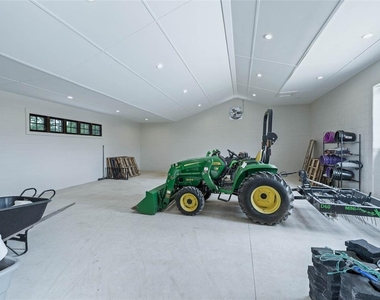 2380 Nw 72nd Court - Photo Thumbnail 37