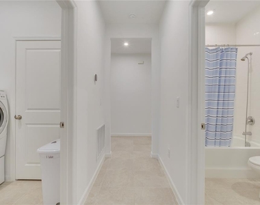 1098 Boardwalk Place - Photo Thumbnail 17