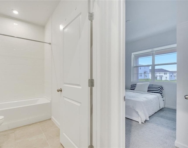 1098 Boardwalk Place - Photo Thumbnail 8