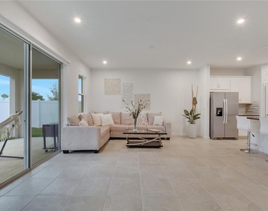 1098 Boardwalk Place - Photo Thumbnail 4