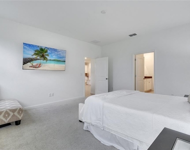 1098 Boardwalk Place - Photo Thumbnail 27