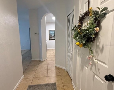 6214 Stevenson Drive - Photo Thumbnail 10