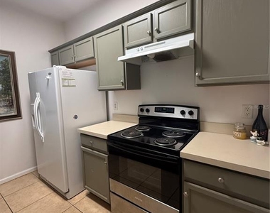 6214 Stevenson Drive - Photo Thumbnail 12