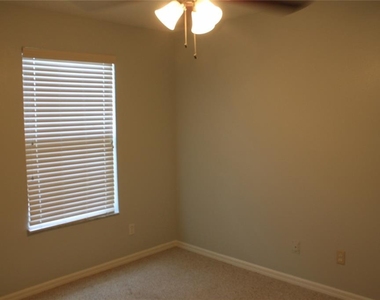 669 Cresting Oak Circle - Photo Thumbnail 8