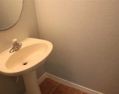 669 Cresting Oak Circle - Photo Thumbnail 5