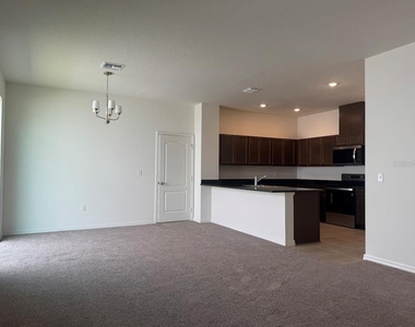 2723 Plover Street - Photo Thumbnail 3