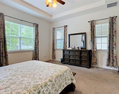 2720 Greenlands Street - Photo Thumbnail 25