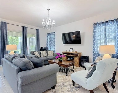 2720 Greenlands Street - Photo Thumbnail 13