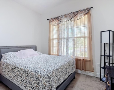 2720 Greenlands Street - Photo Thumbnail 16