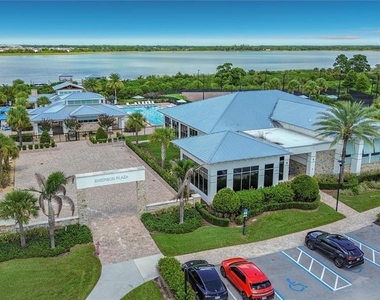 2720 Greenlands Street - Photo Thumbnail 44
