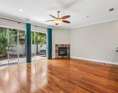 502 S Lincoln Avenue - Photo Thumbnail 6