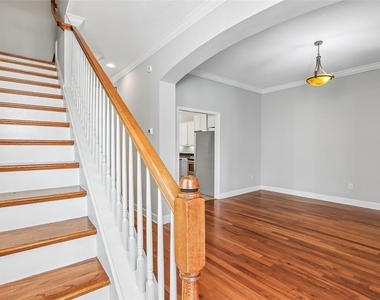 502 S Lincoln Avenue - Photo Thumbnail 3