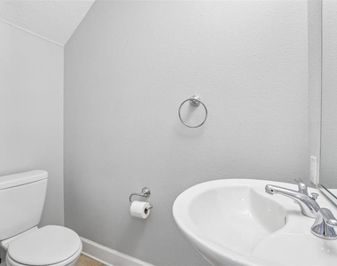 502 S Lincoln Avenue - Photo Thumbnail 21