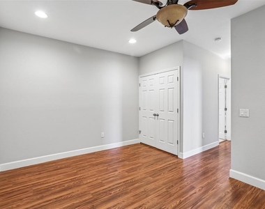 502 S Lincoln Avenue - Photo Thumbnail 22