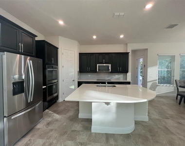 8794 Crescendo Avenue - Photo Thumbnail 6