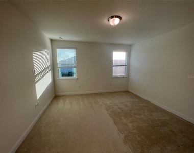 8794 Crescendo Avenue - Photo Thumbnail 11