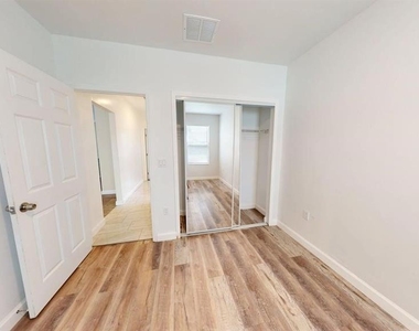 6217 Jason Street - Photo Thumbnail 12
