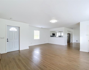 3303 6th Street Sw - Photo Thumbnail 5