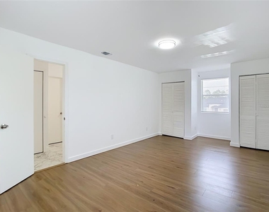 3303 6th Street Sw - Photo Thumbnail 28