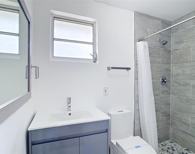 3303 6th Street Sw - Photo Thumbnail 19