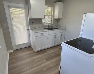 2899 E Crooked Lake Drive - Photo Thumbnail 15