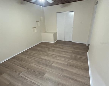 2899 E Crooked Lake Drive - Photo Thumbnail 11