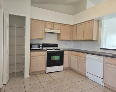 13345 Pinyon Drive - Photo Thumbnail 27