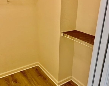 8310 Delk Avenue - Photo Thumbnail 21